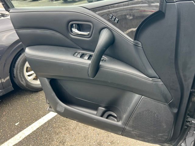 Used 2024 INFINITI QX80 Luxe image 16