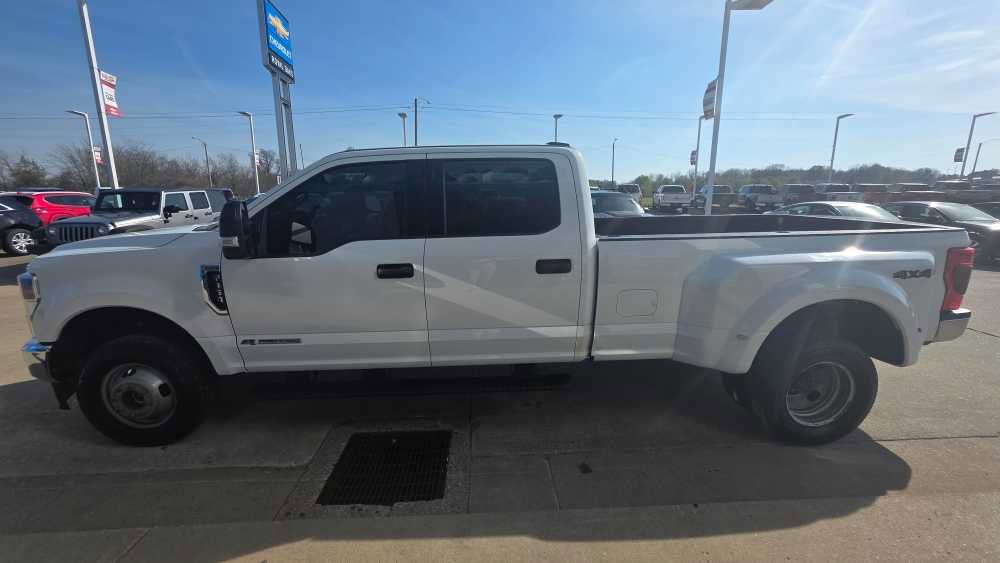 Used 2022 Ford F350 XLT AWD/4WD image 5