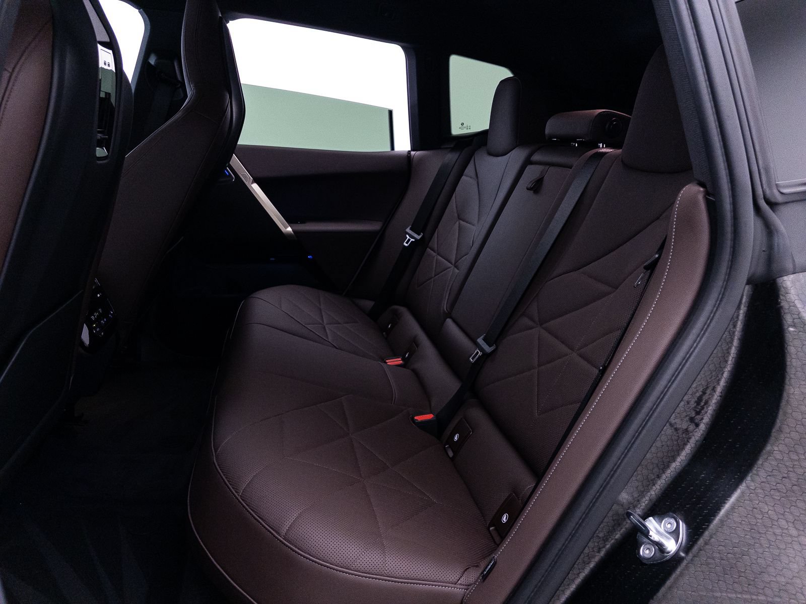 Used 2023 BMW iX M60 w/ Executive Package AWD/4WD image 43