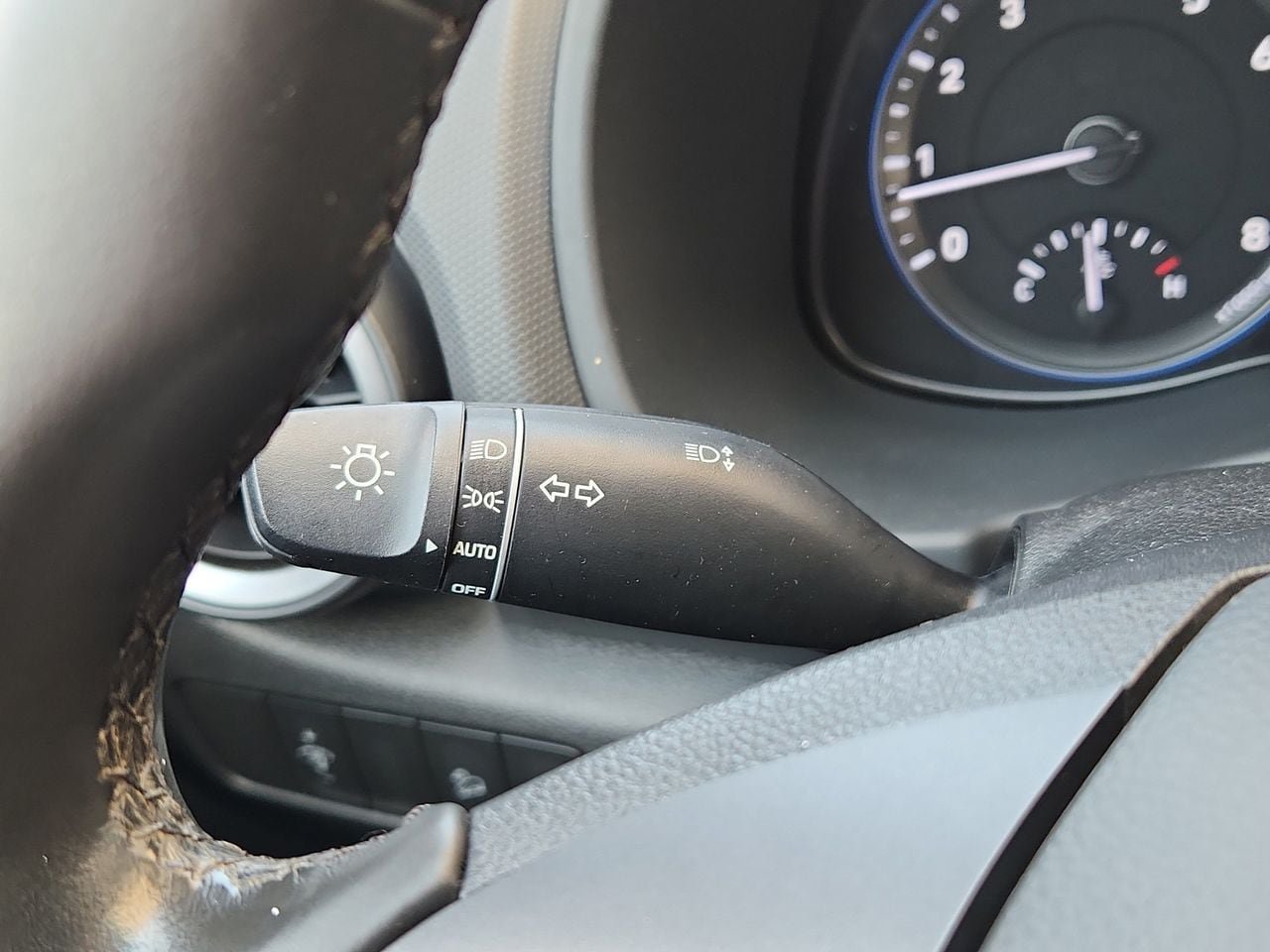 Used 2022 Hyundai Kona SEL w/ Convenience Package FWD image 29