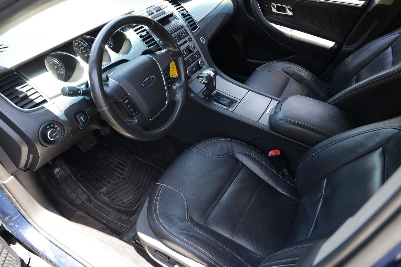 Used 2012 Ford Taurus SEL FWD image 4