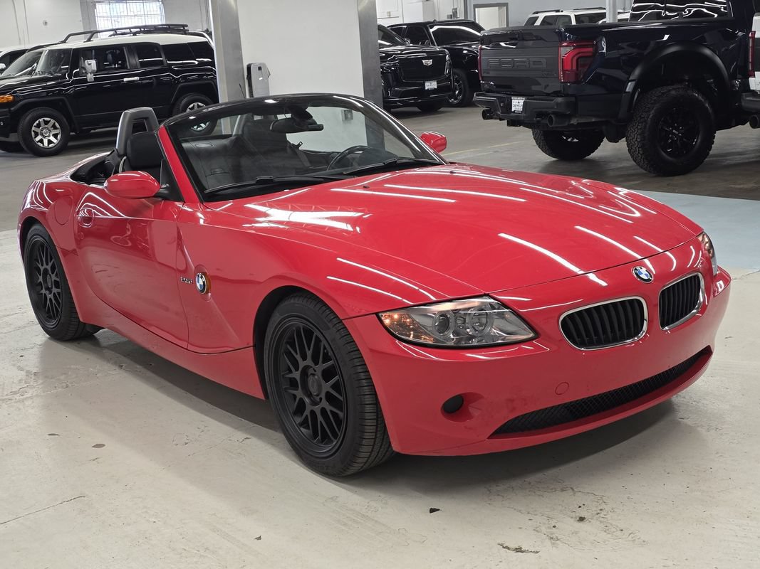 Used 2004 BMW Z4 2.5i RWD image 3