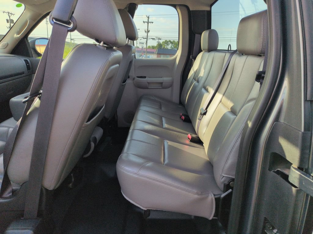 Used 2011 GMC Sierra 1500 W/T RWD image 24
