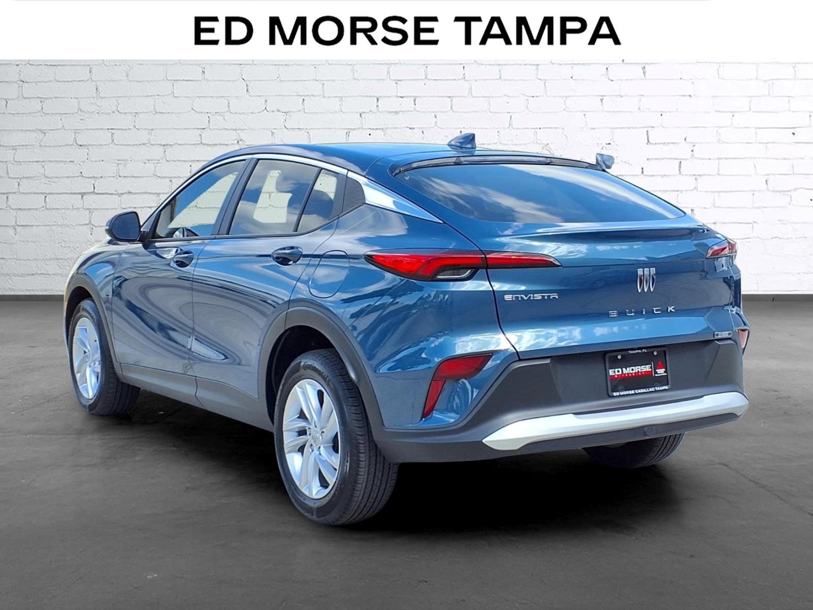 Used 2024 Buick Envista Preferred image 3