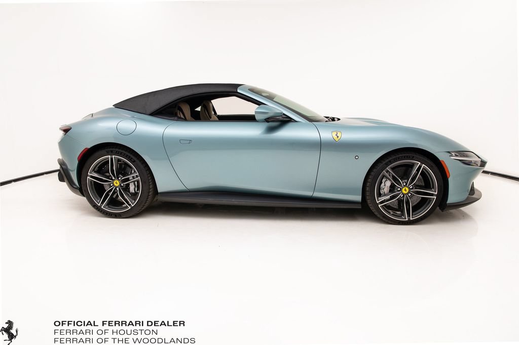 Used 2024 Ferrari Roma Spider RWD image 26