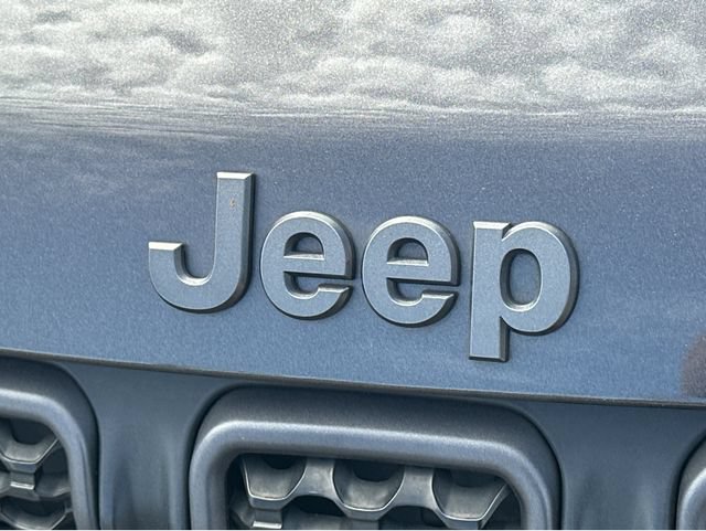 Used 2023 Jeep Compass Trailhawk AWD/4WD image 38