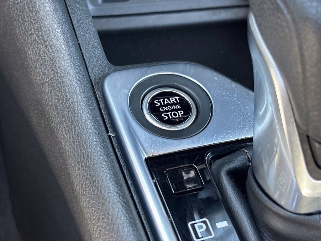 Used 2025 Nissan Sentra SV FWD image 21