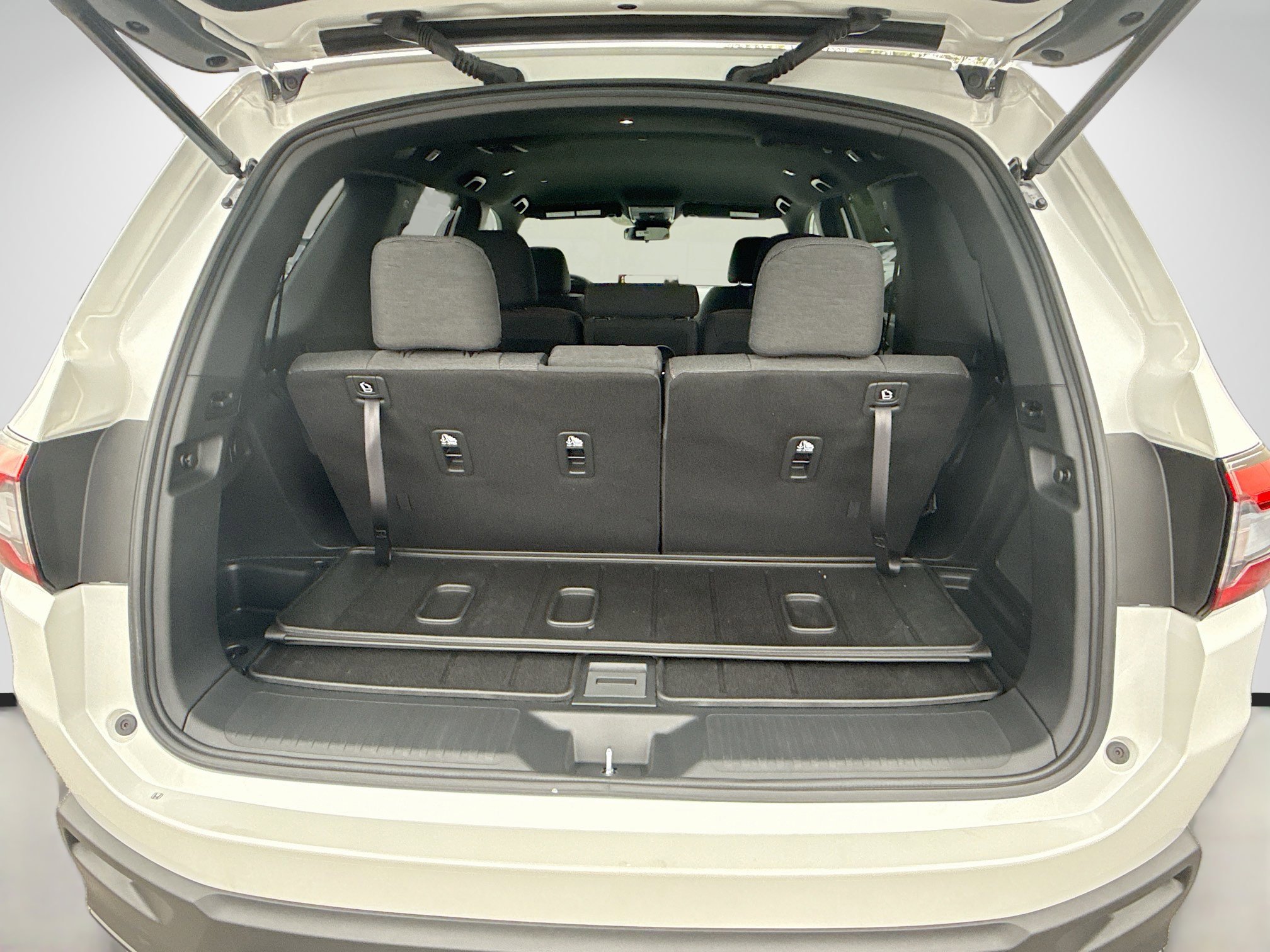 New 2026 Honda Pilot Sport image 22