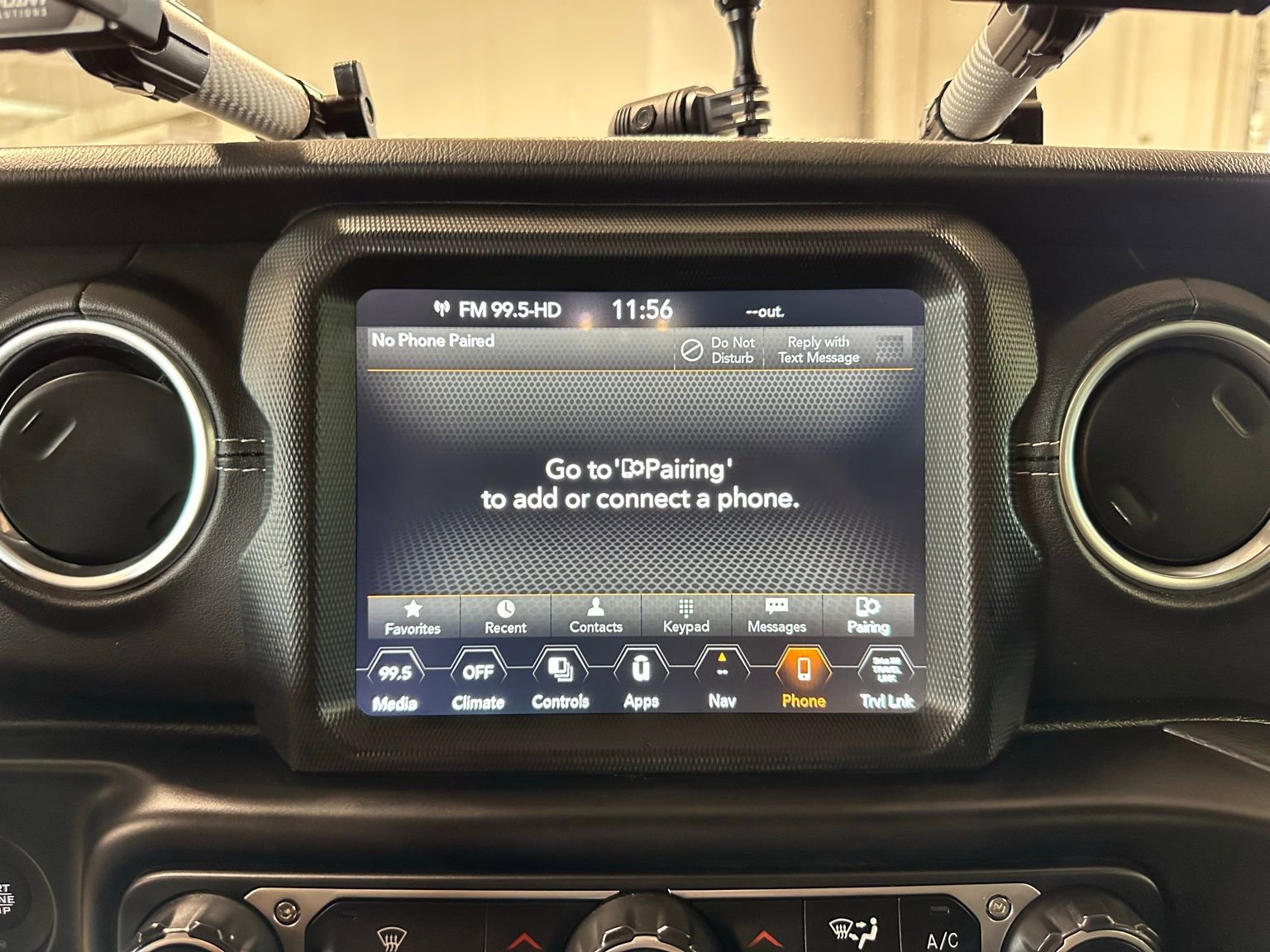 Used 2021 Jeep Gladiator Overland w/ Popular Equipment Package AWD/4WD image 31