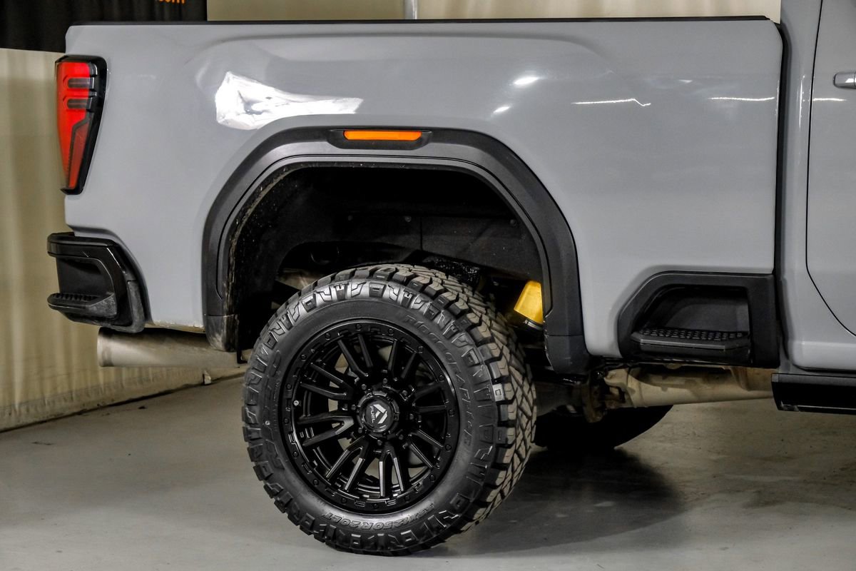 Used 2024 GMC Sierra 2500 AT4X image 6