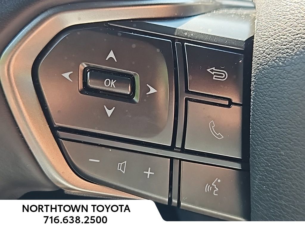 Used 2024 Lexus GX 550 image 39