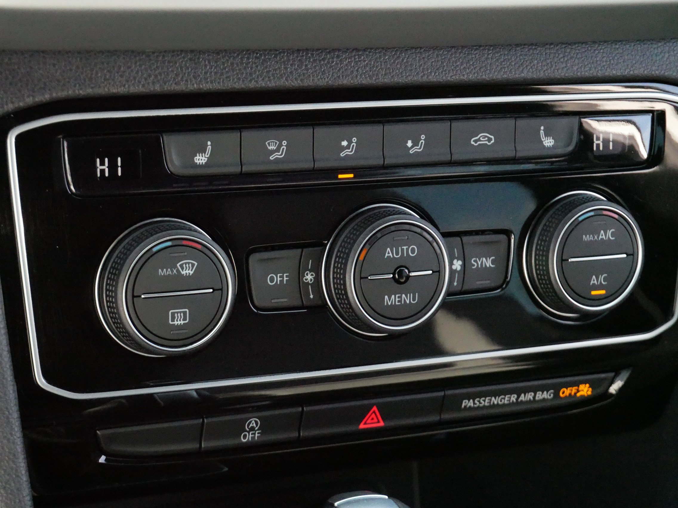 Used 2023 Volkswagen Atlas Cross Sport SEL R-Line image 23