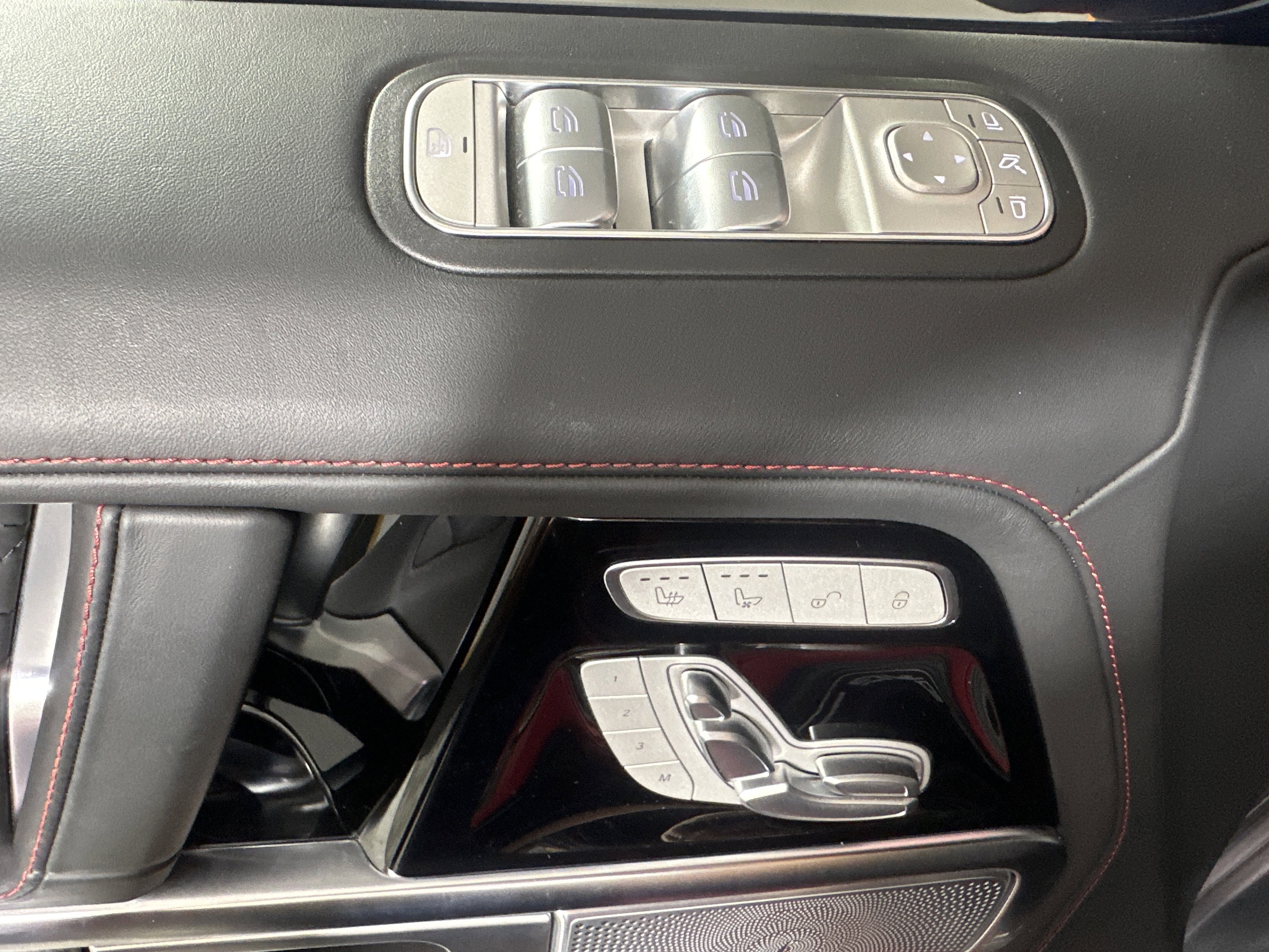 Used 2022 Mercedes-Benz G 63 AMG Squared image 11