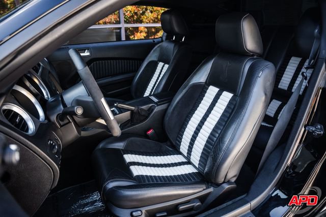 Used 2012 Ford Mustang Shelby GT500 RWD image 4