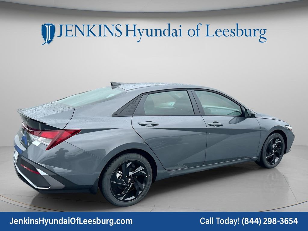 New 2026 Hyundai Elantra Sport FWD image 5