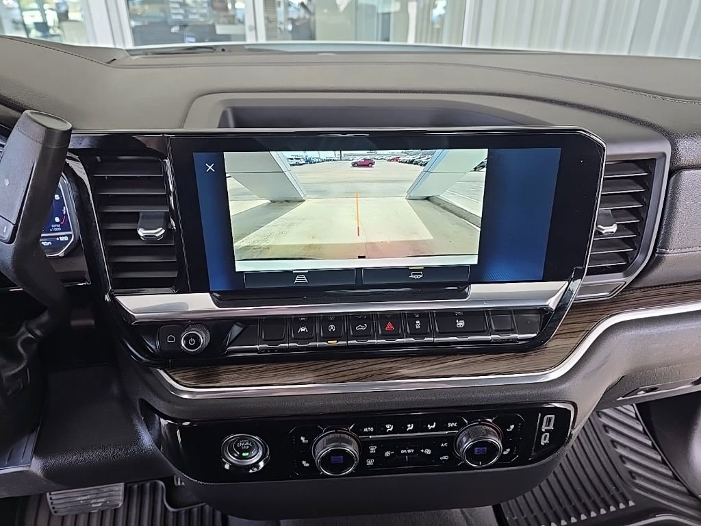 Used 2023 Chevrolet Silverado 1500 LT image 22