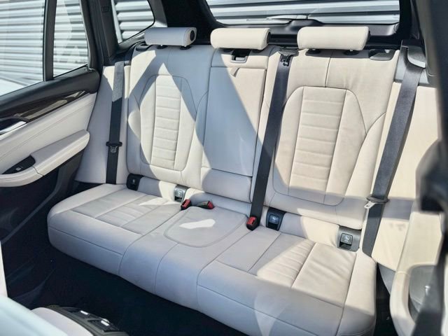Used 2021 BMW X3 xDrive30i w/ Executive Package image 31