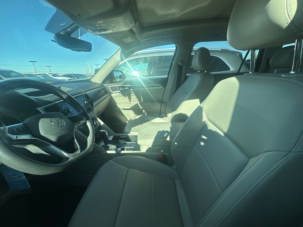 Used 2021 Volkswagen Atlas SE w/ Panoramic Sunroof Package FWD image 9