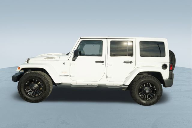 Used 2015 Jeep Wrangler Unlimited Sahara w/ Dual Top Group image 4