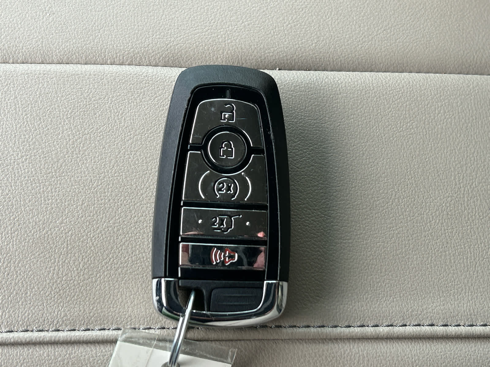 Used 2024 Lincoln Nautilus Reserve AWD/4WD image 57
