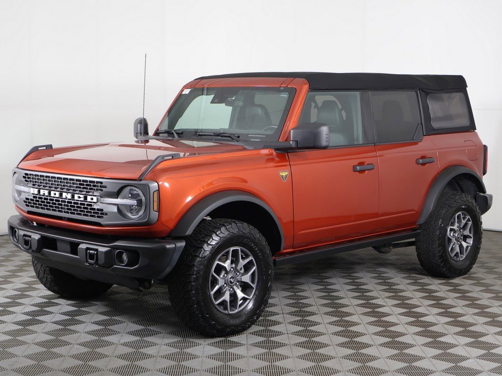 Used 2023 Ford Bronco Badlands image 5