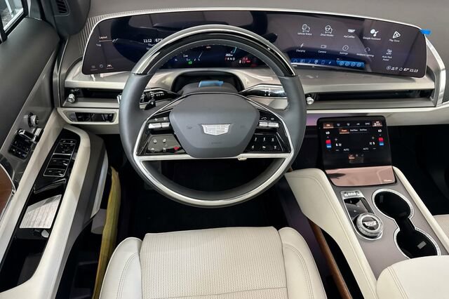 New 2026 Cadillac Vistiq Sport image 14