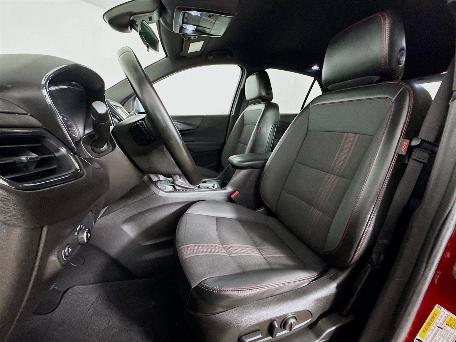 Used 2023 Chevrolet Equinox RS AWD/4WD image 21