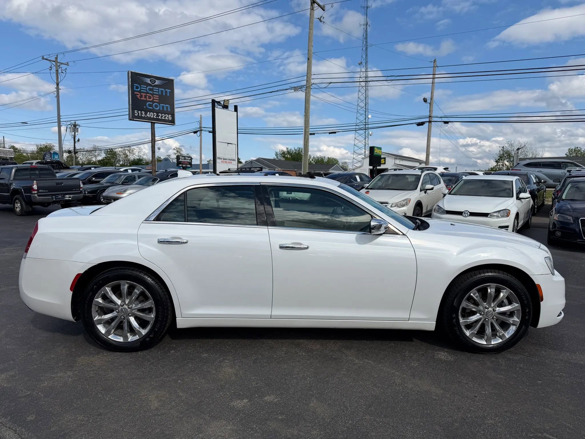 Used 2015 Chrysler 300 C w/ Light Group AWD/4WD image 2