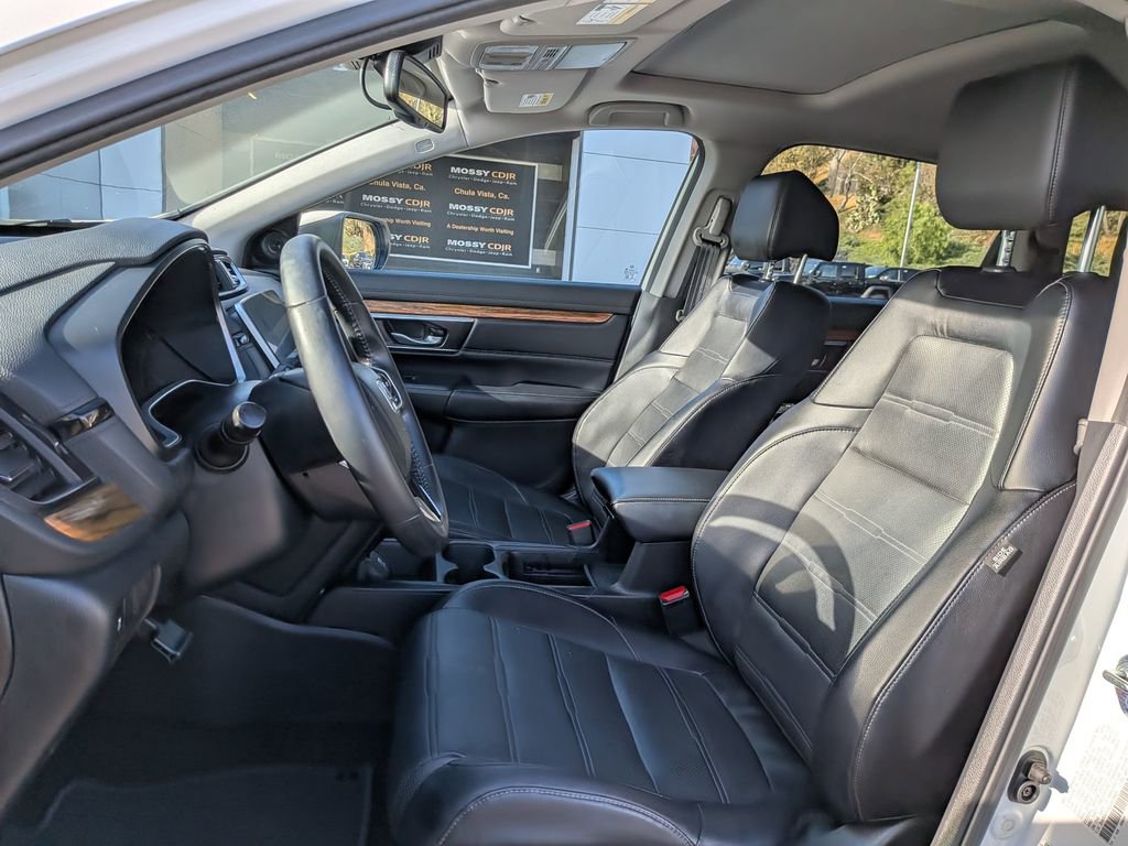 Used 2018 Honda CR-V Touring image 14