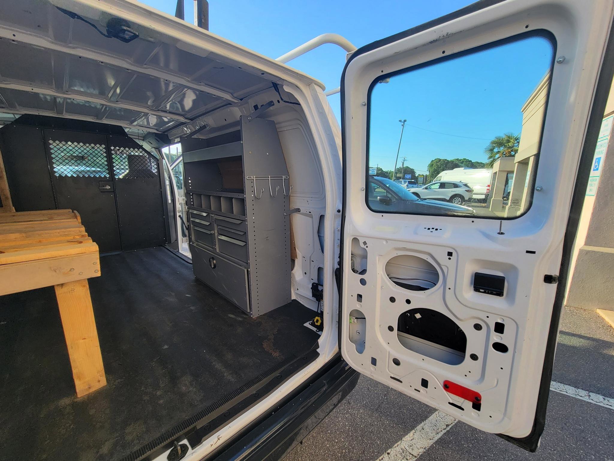 Used 2014 Ford E-150 and Econoline 150 RWD image 24