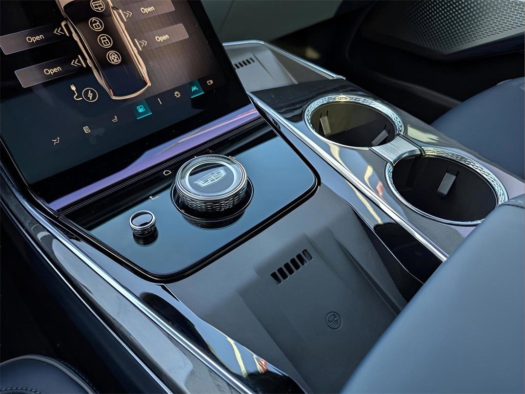 New 2025 Cadillac Escalade IQ Luxury 2 image 13