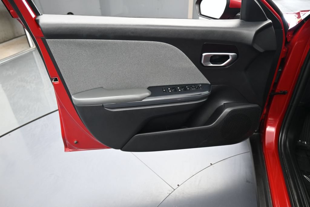 Used 2025 Kia K4 EX FWD image 13
