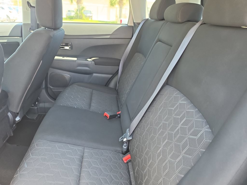 Used 2023 Mitsubishi Outlander Sport ES AWD/4WD image 11
