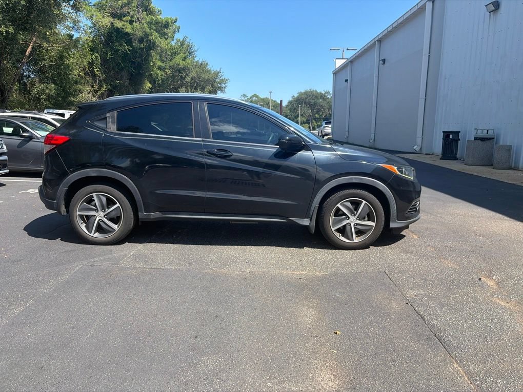Used 2022 Honda HR-V EX image 2