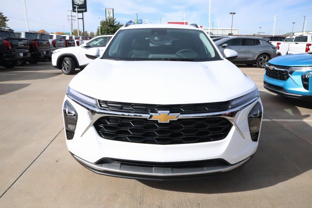 New 2026 Chevrolet Trax LT image 9