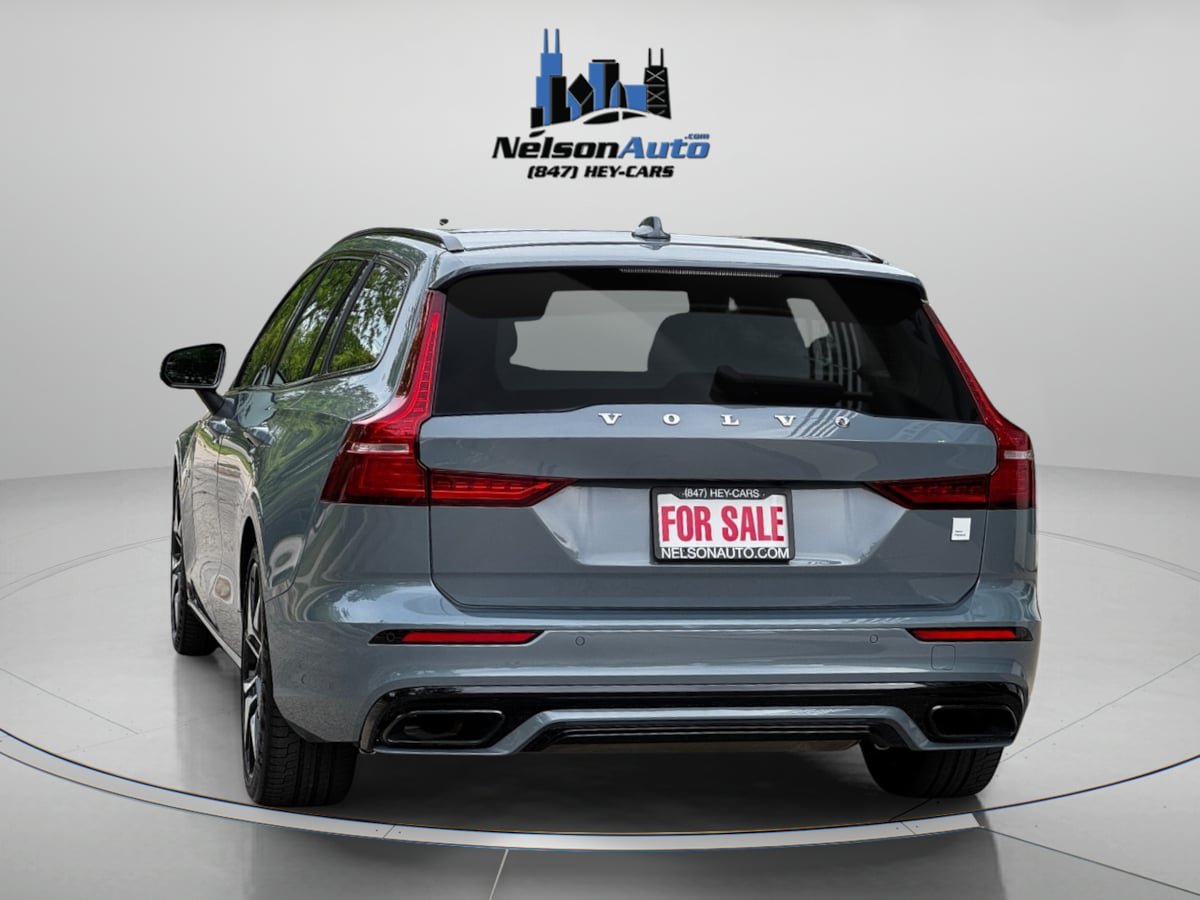 Used 2022 Volvo V60 T8 Polestar AWD/4WD image 7