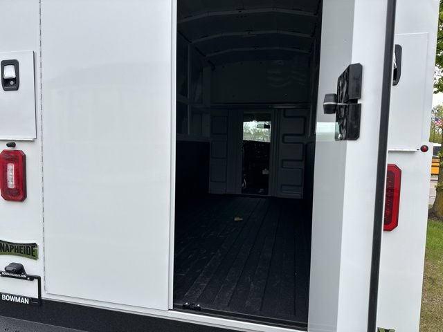 New 2026 Chevrolet Express 3500 w/ Power Convenience Package RWD image 20
