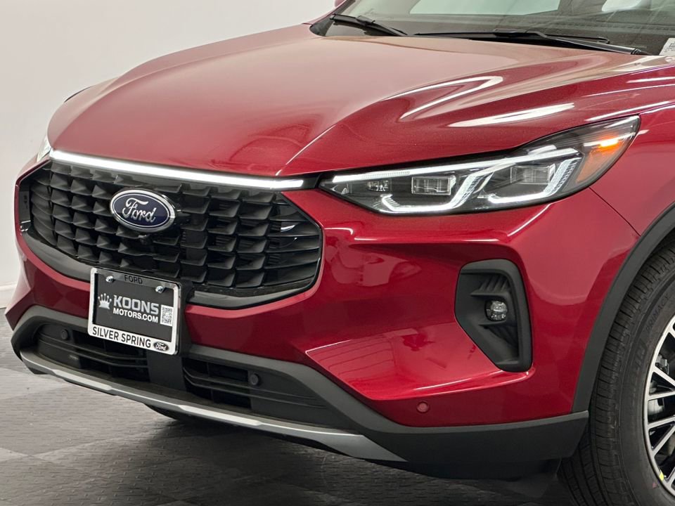 New 2025 Ford Escape SE w/ PHEV Premium Package FWD image 2