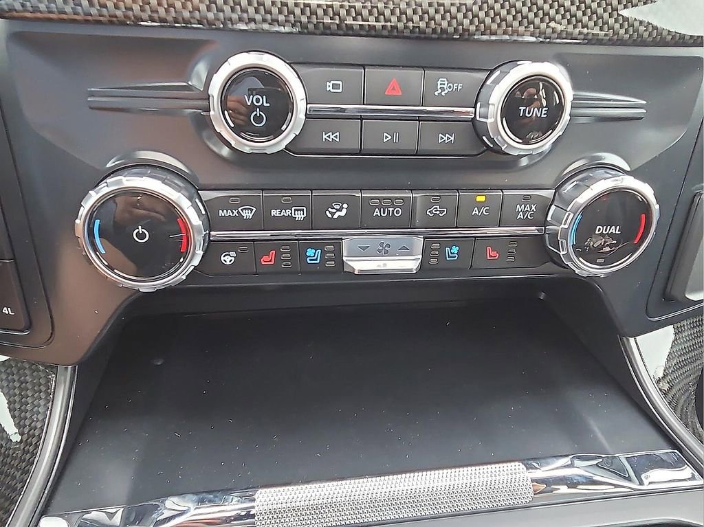 New 2025 Ford F150 Lariat w/ Equipment Group 501A Mid image 15