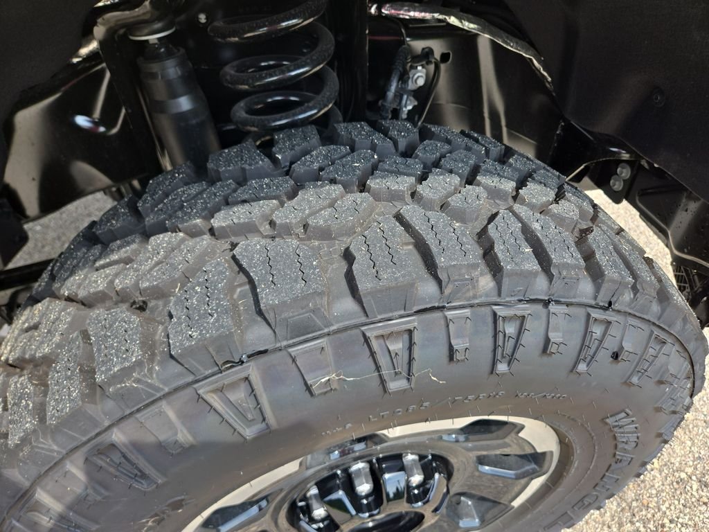 New 2026 Ford F250 Platinum w/ Tremor Off-Road Package AWD/4WD image 22