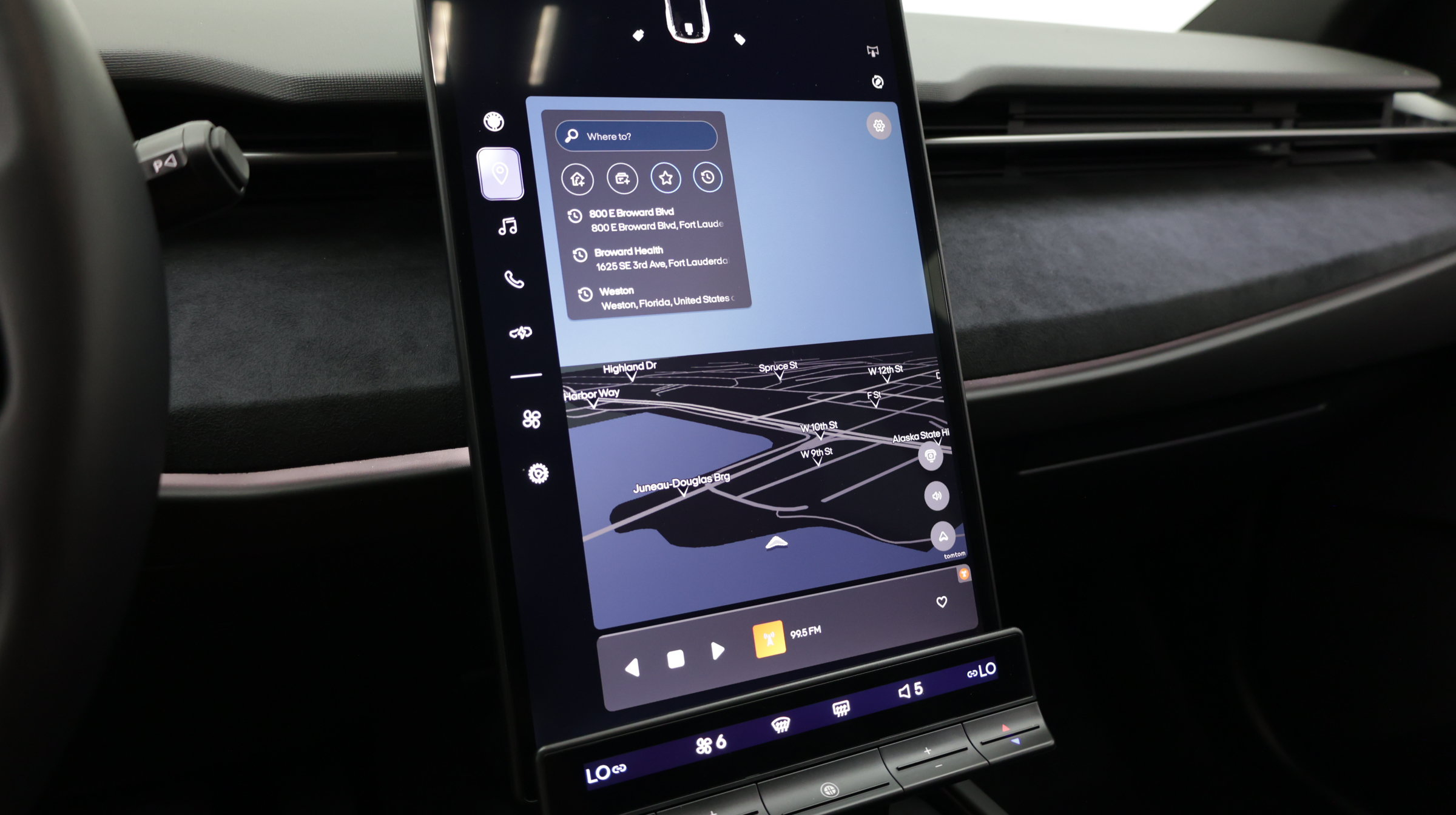 Used 2023 Fisker Ocean Sport FWD image 22