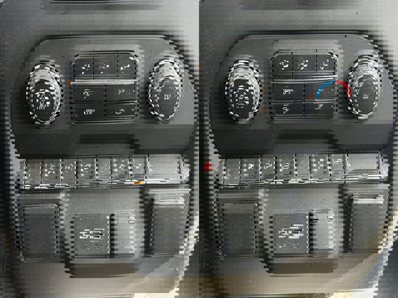 Used 2024 Chevrolet Silverado 1500 W/T w/ WT Convenience Package image 9