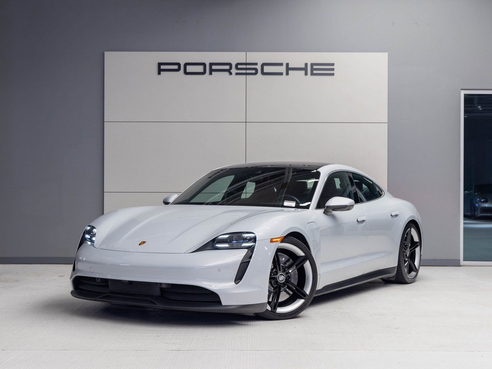 Certified 2024 Porsche Taycan 4S image 1