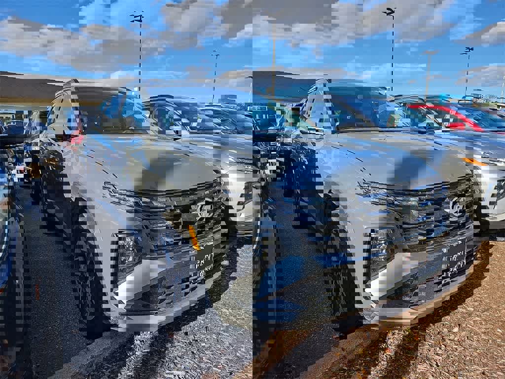 Used 2025 Hyundai Tucson SEL image 2