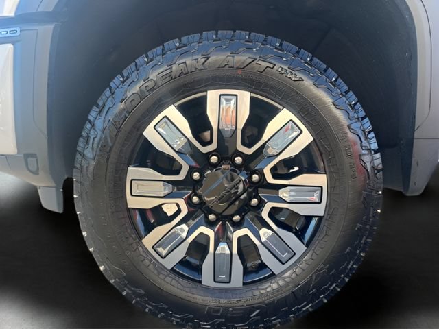 Used 2024 GMC Sierra 3500 Denali w/ Denali Reserve Package AWD/4WD image 12