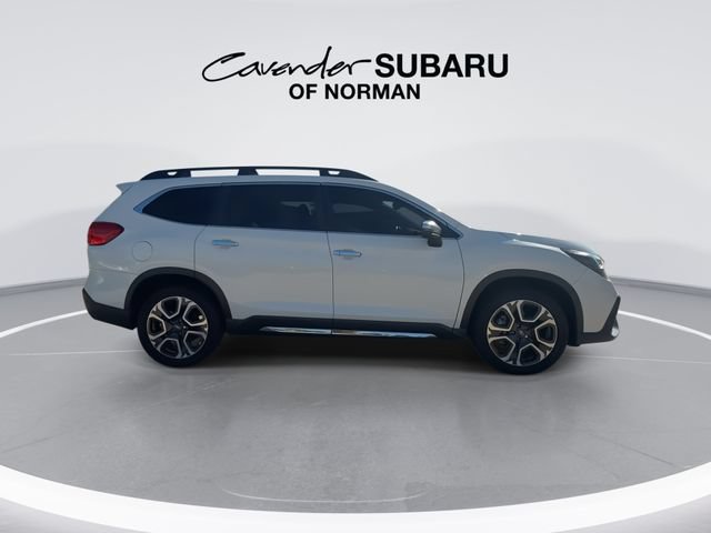 Used 2023 Subaru Ascent Touring AWD/4WD image 2