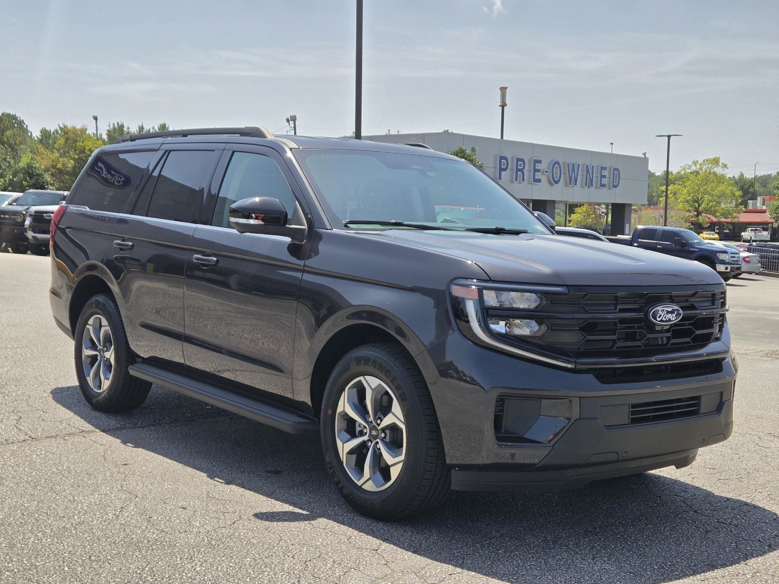 New 2027 Ford Expedition Active RWD image 6