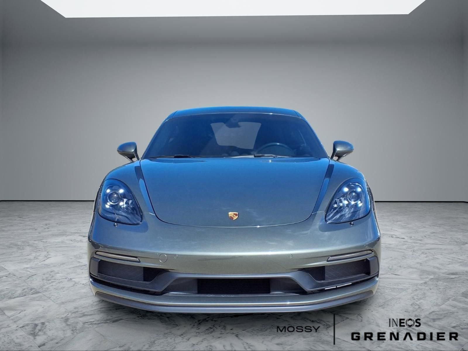 Used 2025 Porsche 718 Cayman GTS RWD image 3