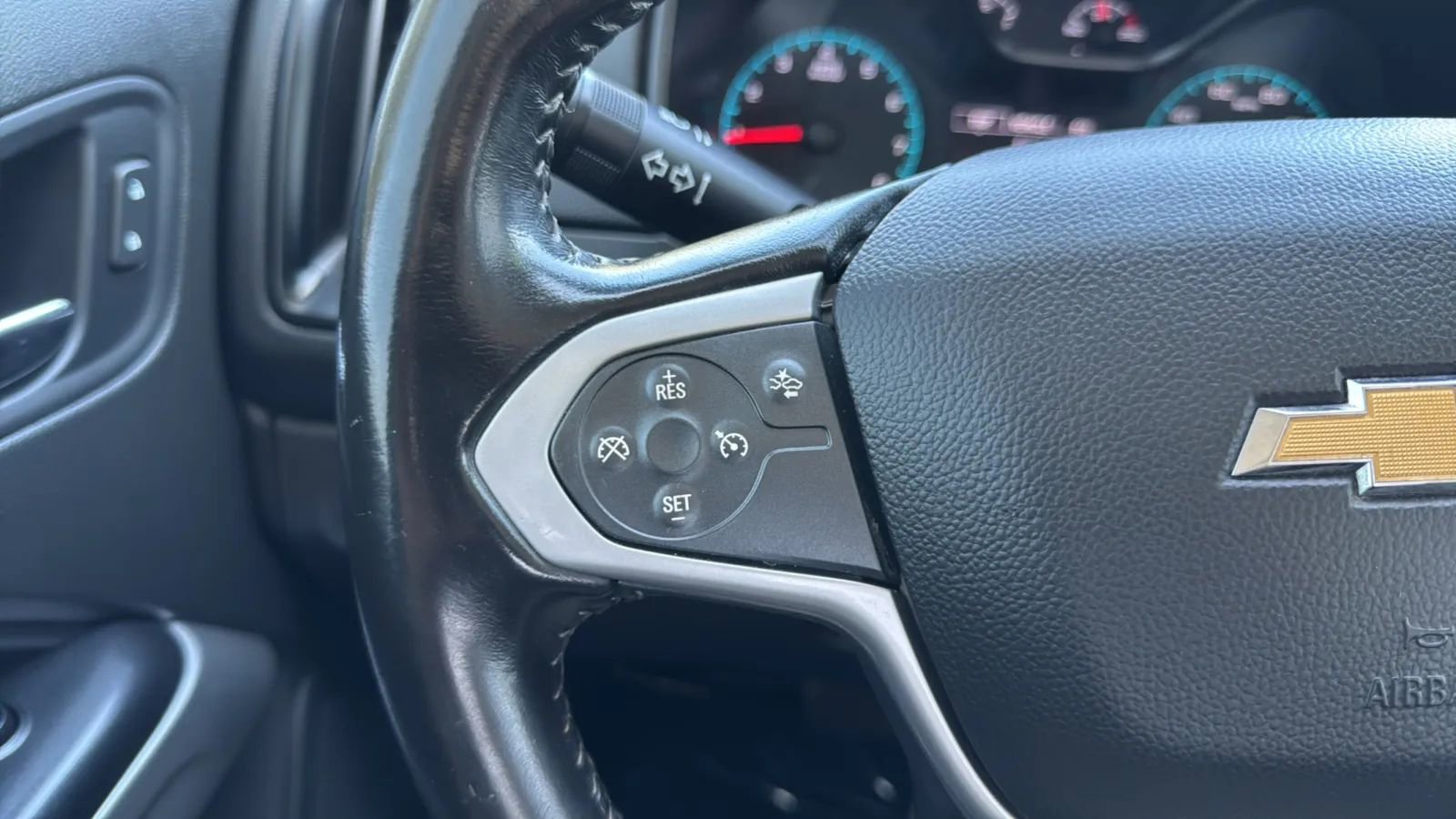 Used 2021 Chevrolet Colorado LT w/ Fleet Safety Package RWD image 19