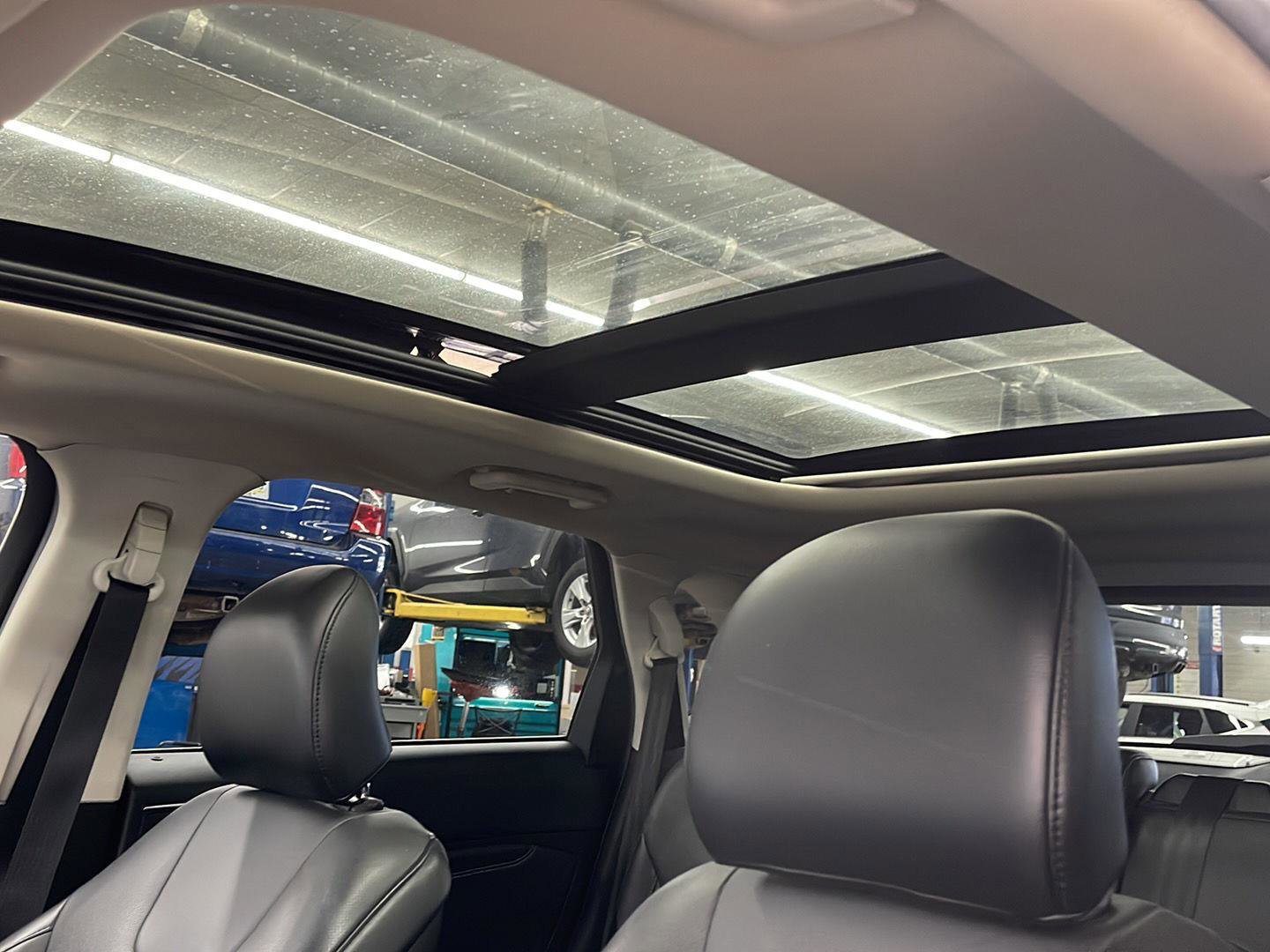 Used 2018 Ford Edge Titanium w/ Equipment Group 301A image 20